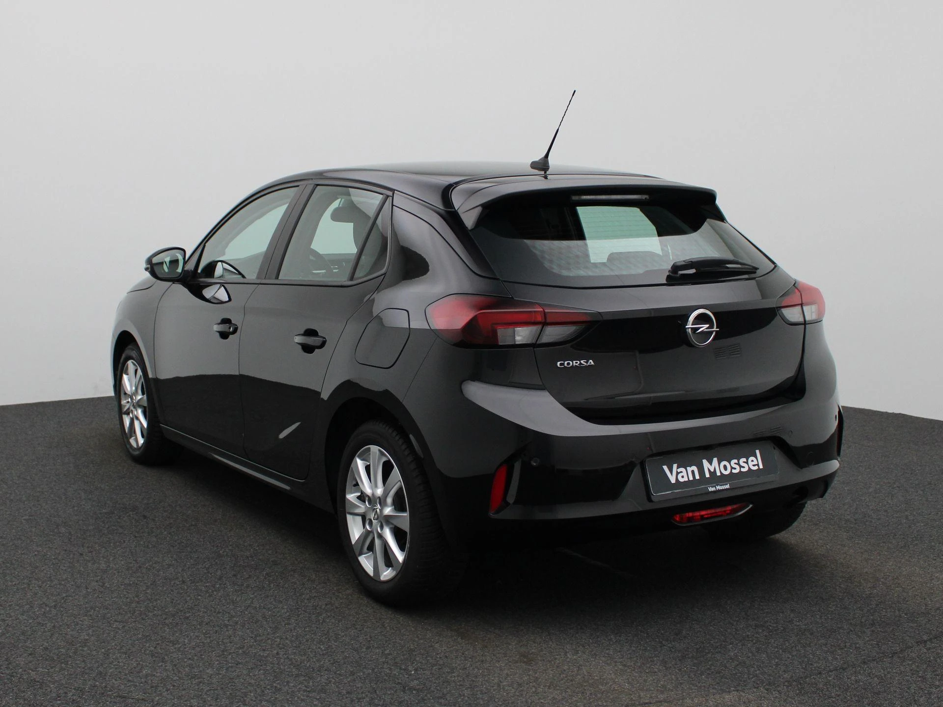 Opel-Corsa-image-1