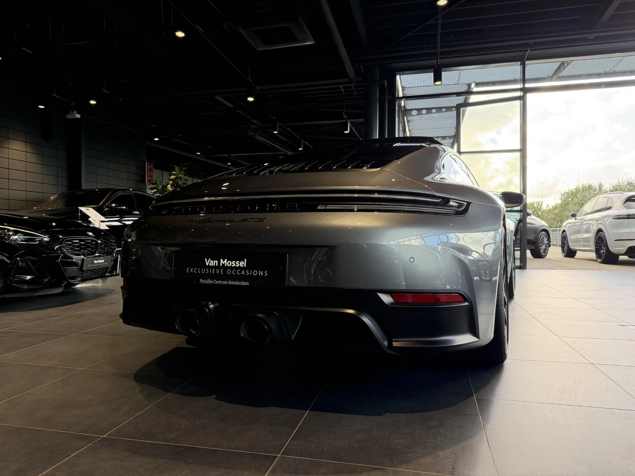 Porsche-911-image-10