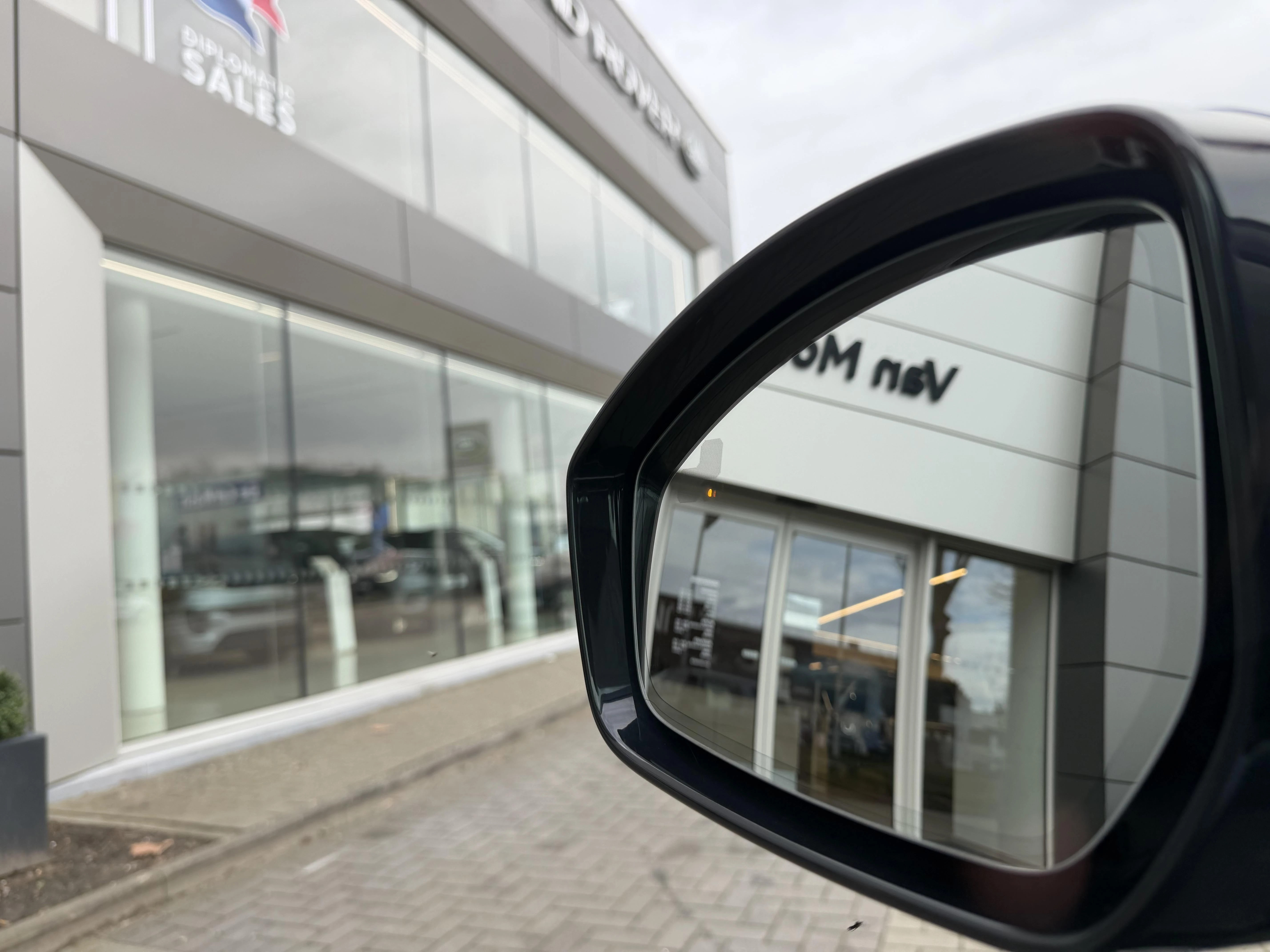 Land Rover-Discovery Sport-image-29