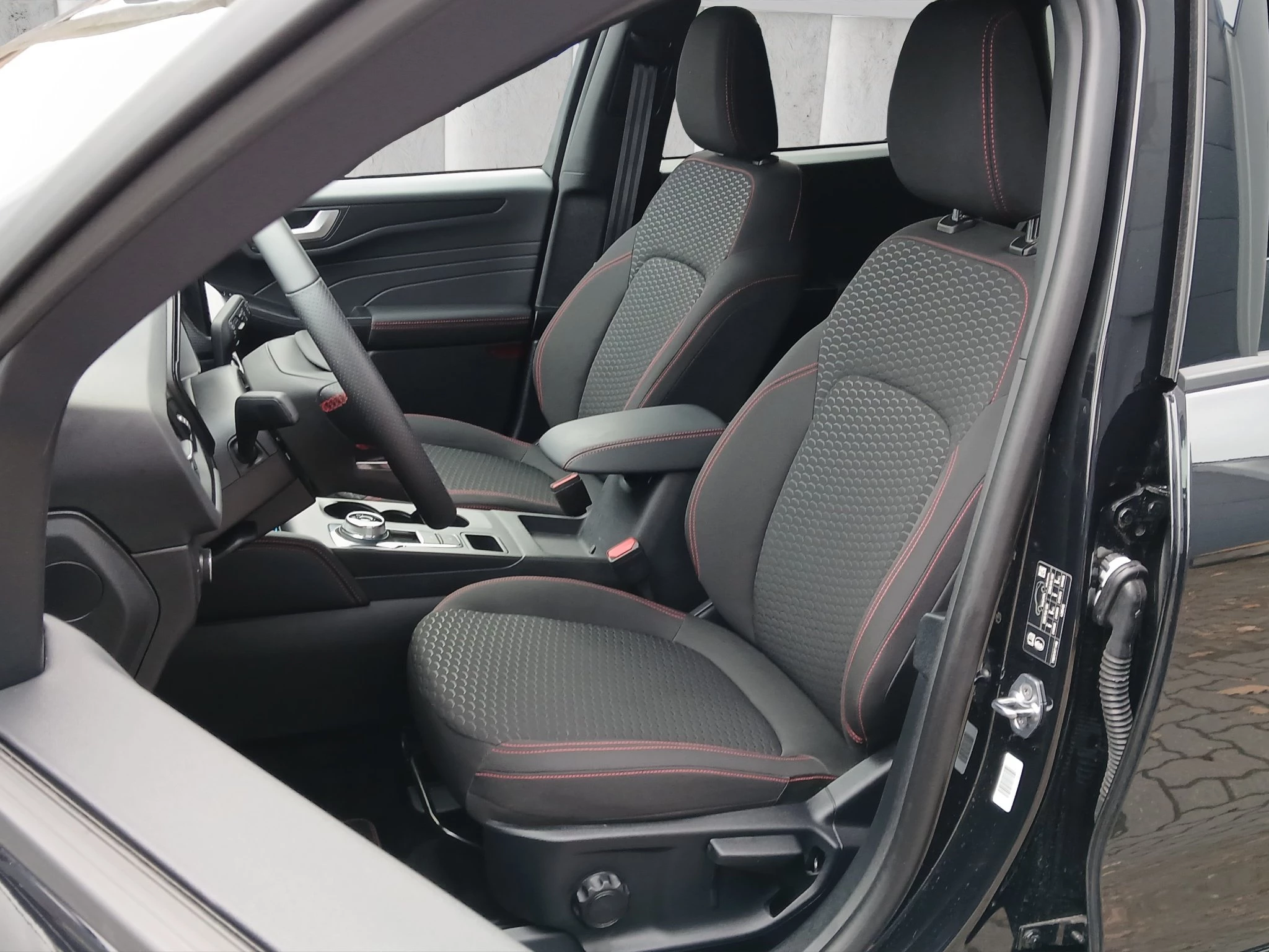 Ford Kuga ST-Line Plug-in*LED-MATRIX*KAM*NAVI*WINTER-PKT.