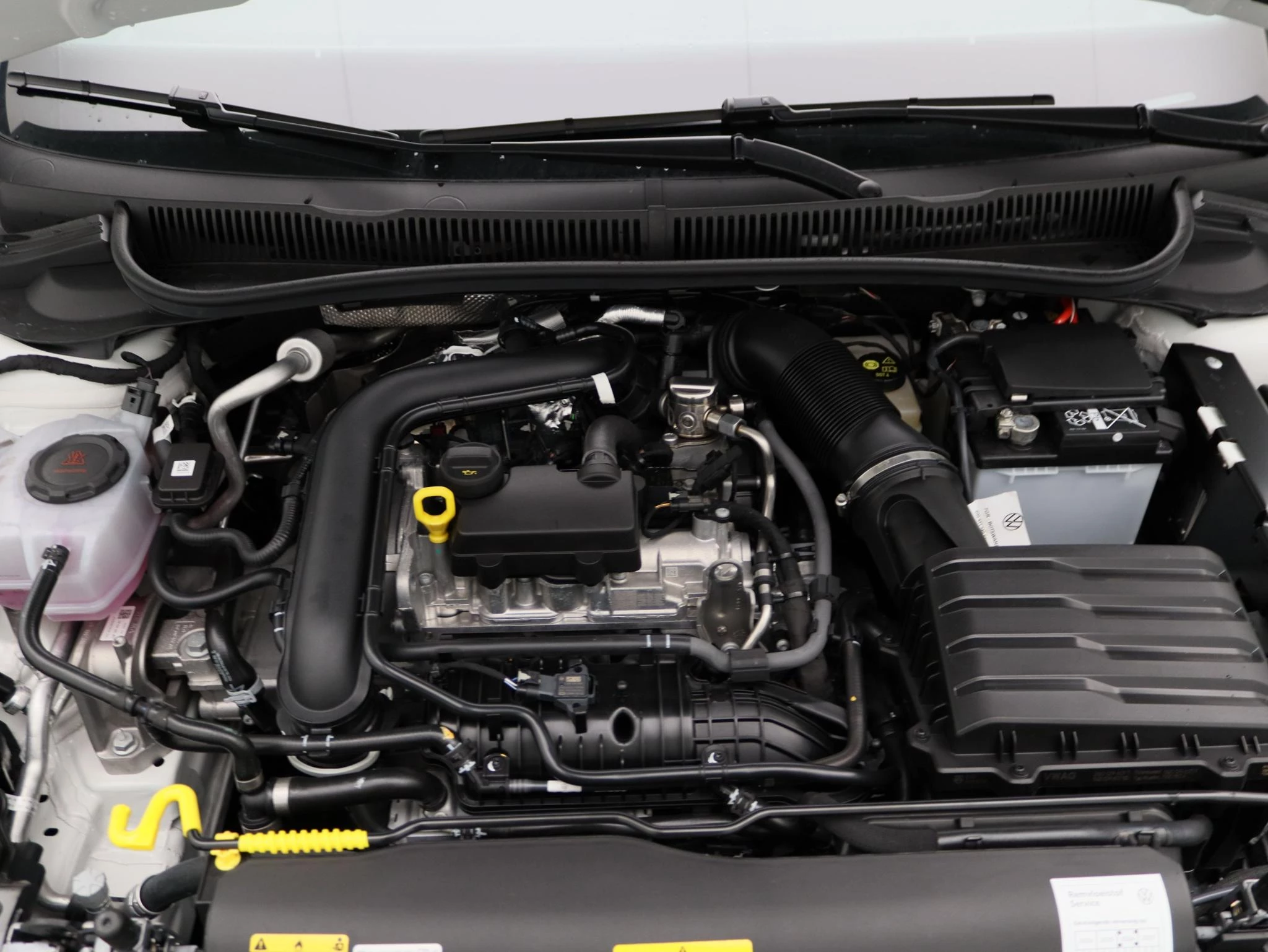 Volkswagen-Polo-image-32