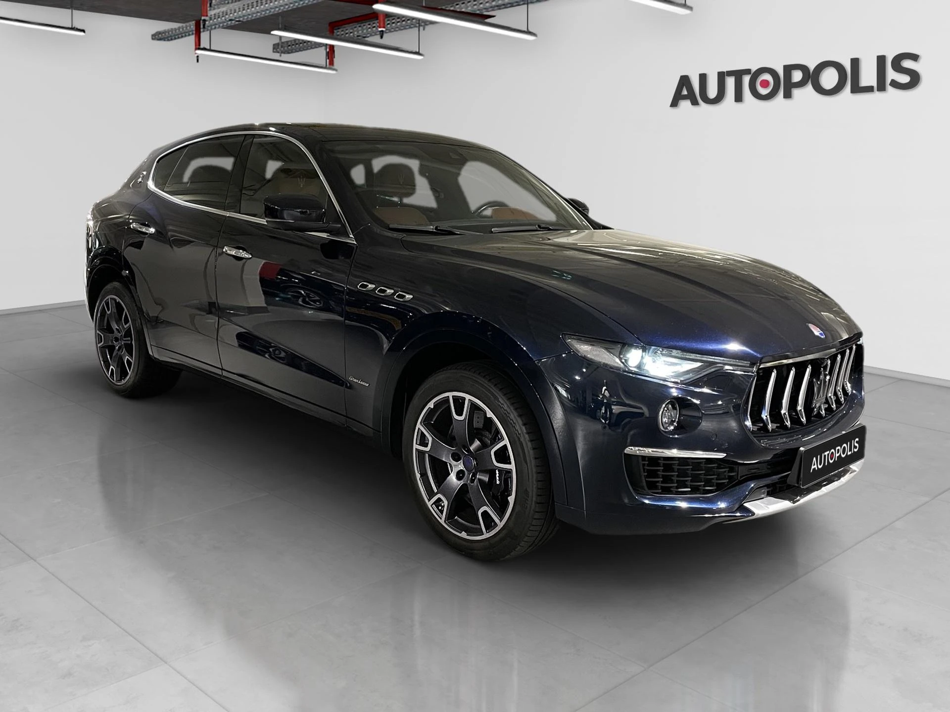 Maserati-Levante-image-20