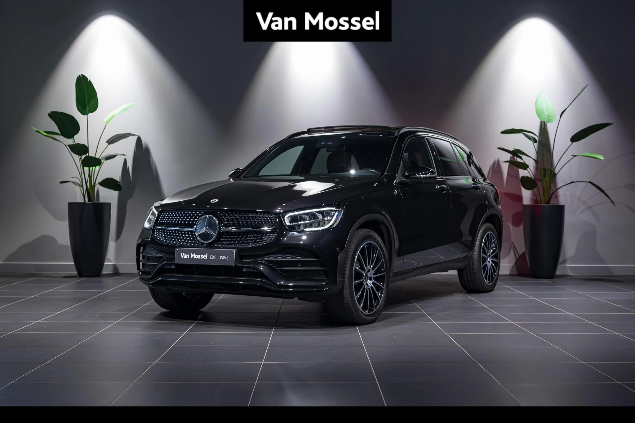 Mercedes-Benz-GLC-image-0