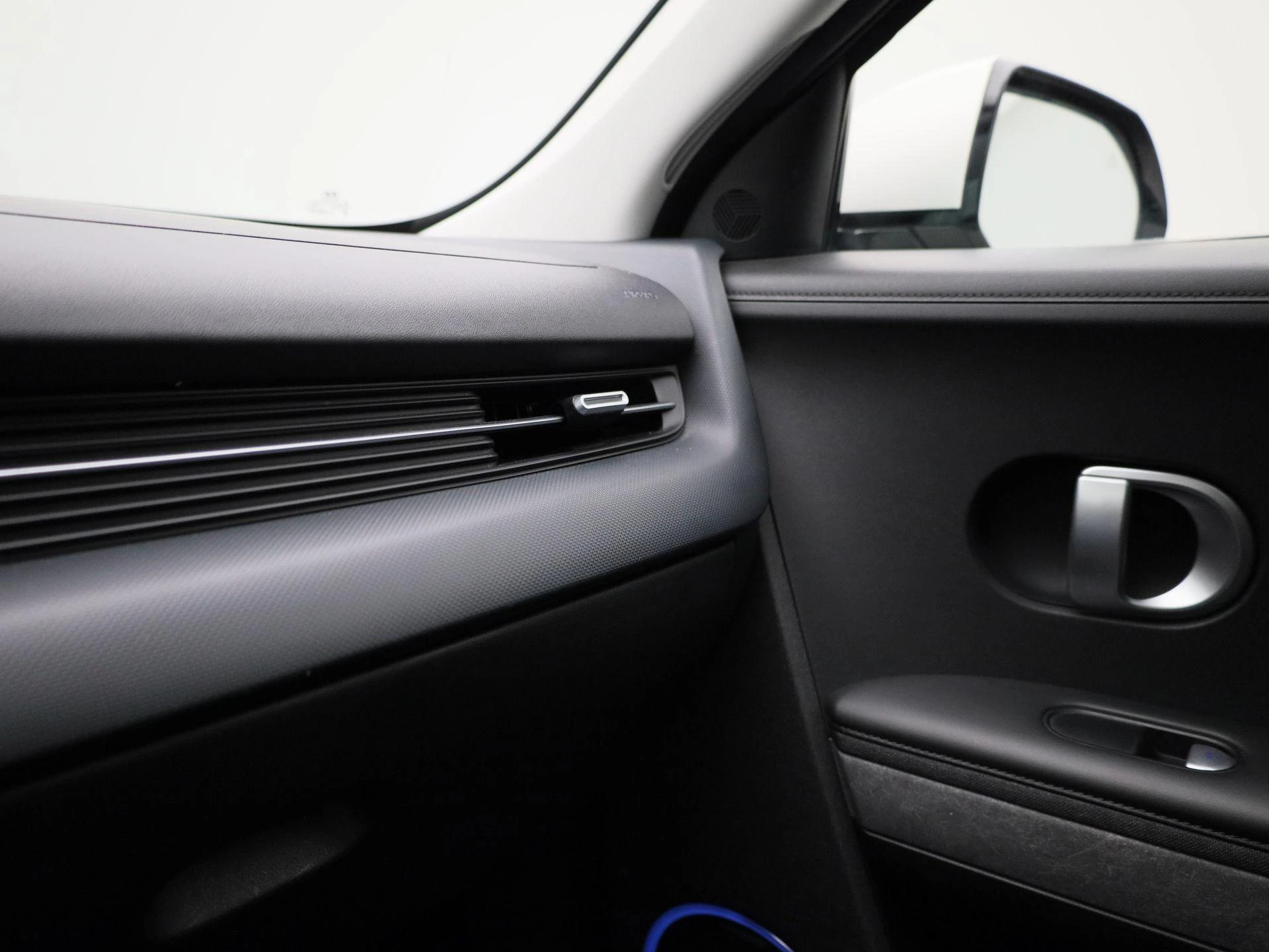 Hyundai-IONIQ 5-image-28