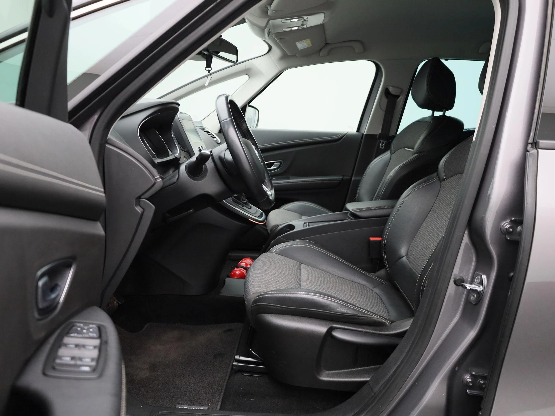 Renault Grand Scénic TCe 140 EDC GPF Intens 7P