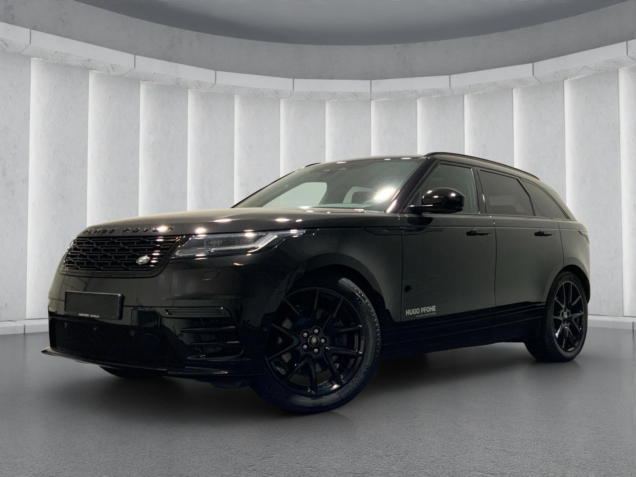Land Rover-Range Rover Velar-image-0