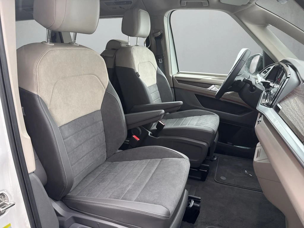Volkswagen-Multivan-image-13