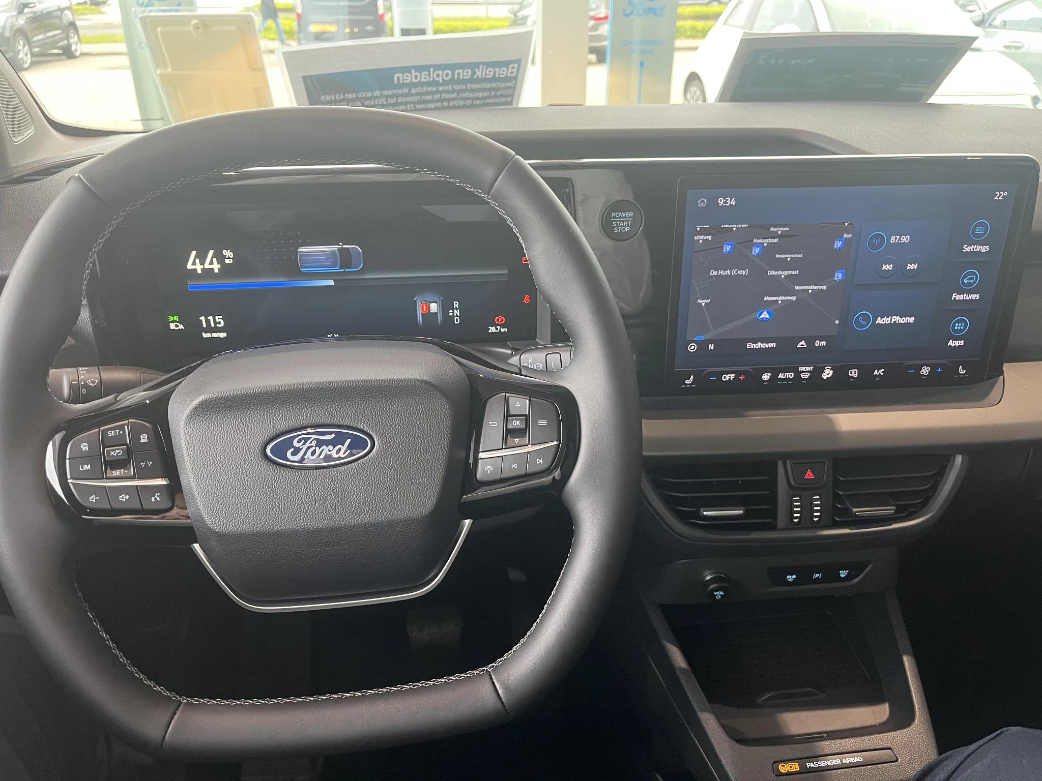 Ford-E-Transit-image-16