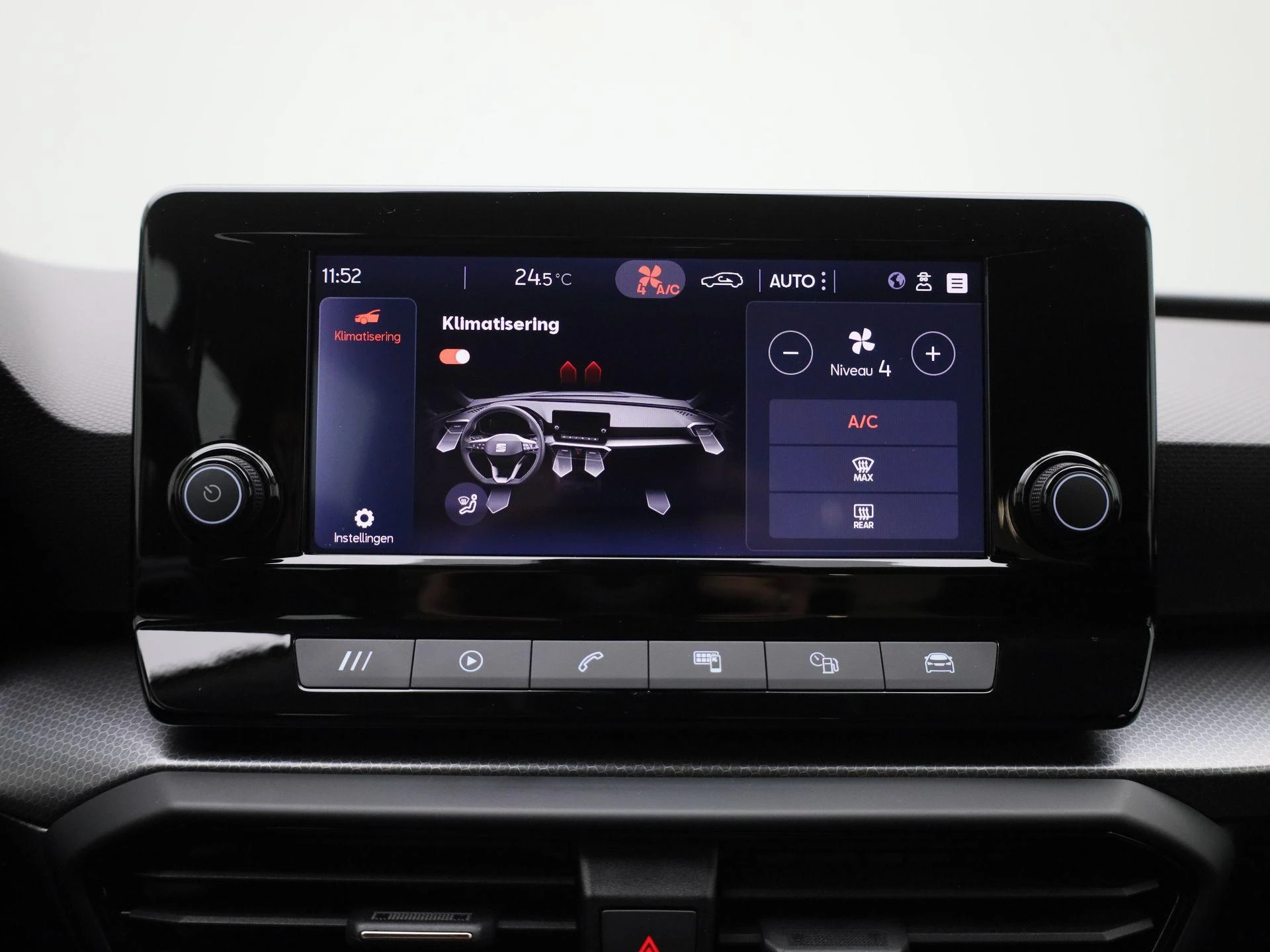 SEAT-Leon-image-15