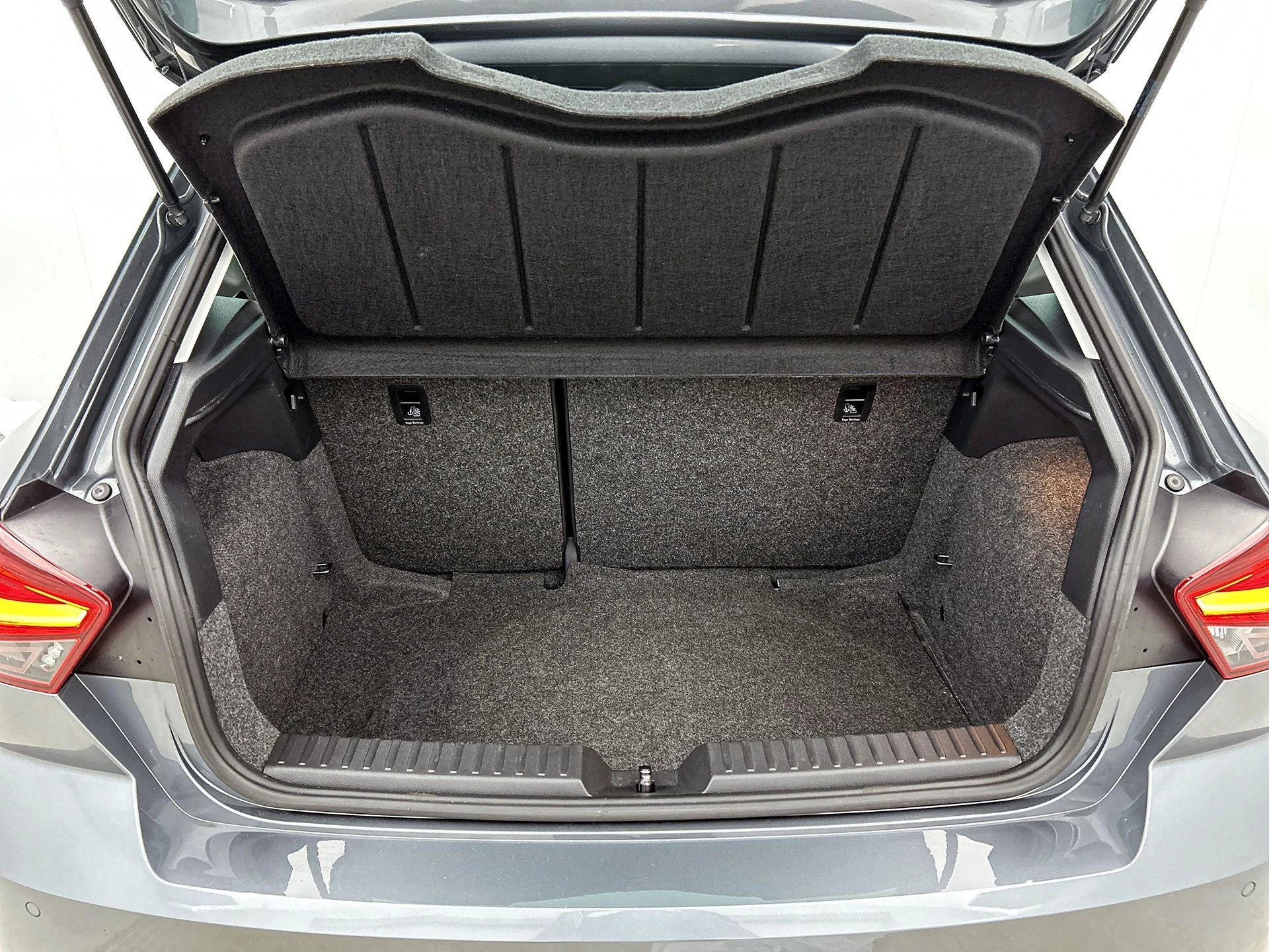 SEAT-Ibiza-image-16