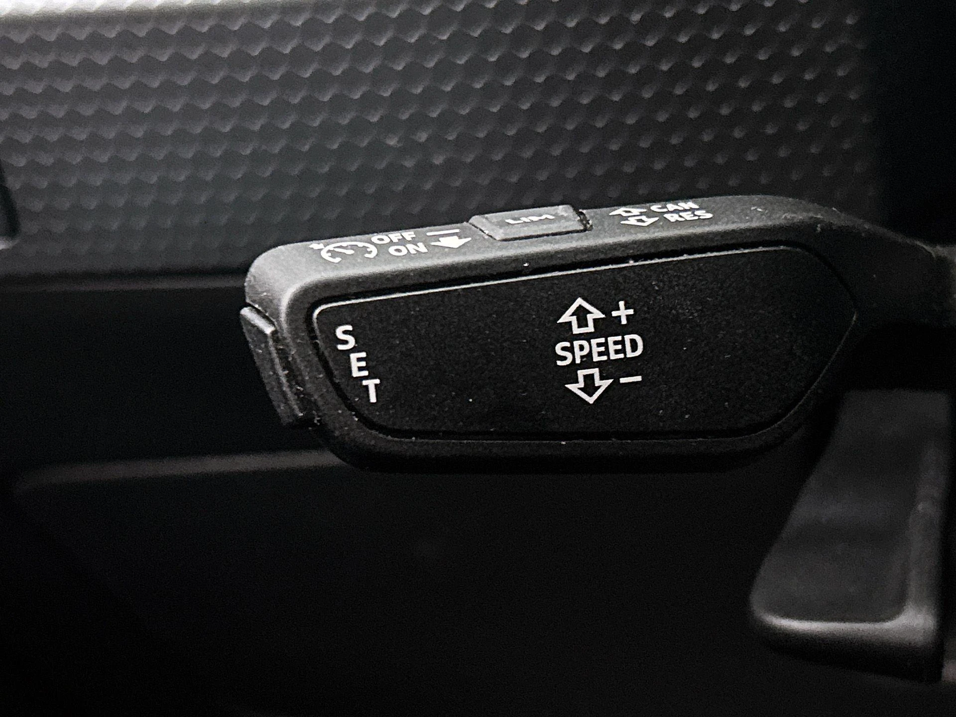 Audi-A1 Sportback-image-8