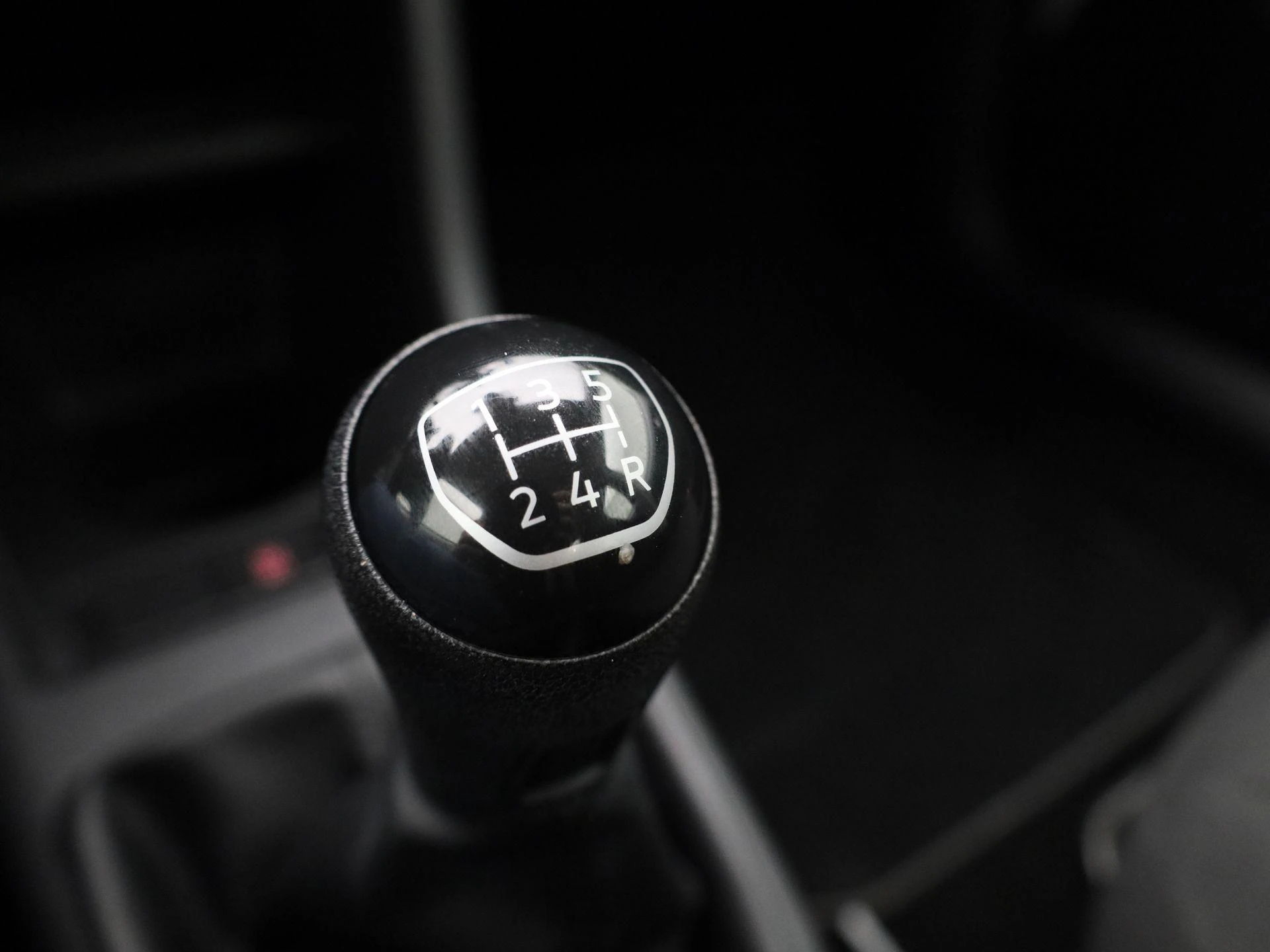 Volkswagen-up!-image-18