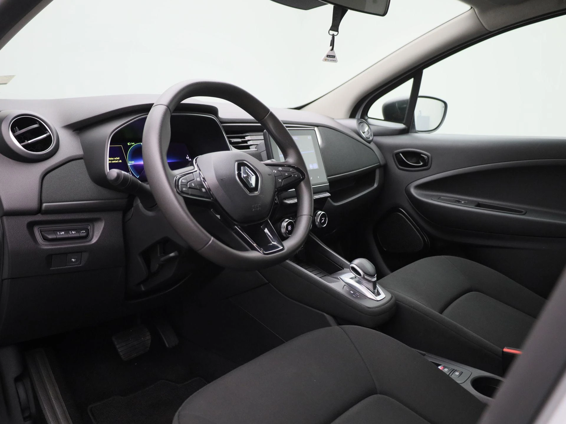 Renault-ZOE-image-27