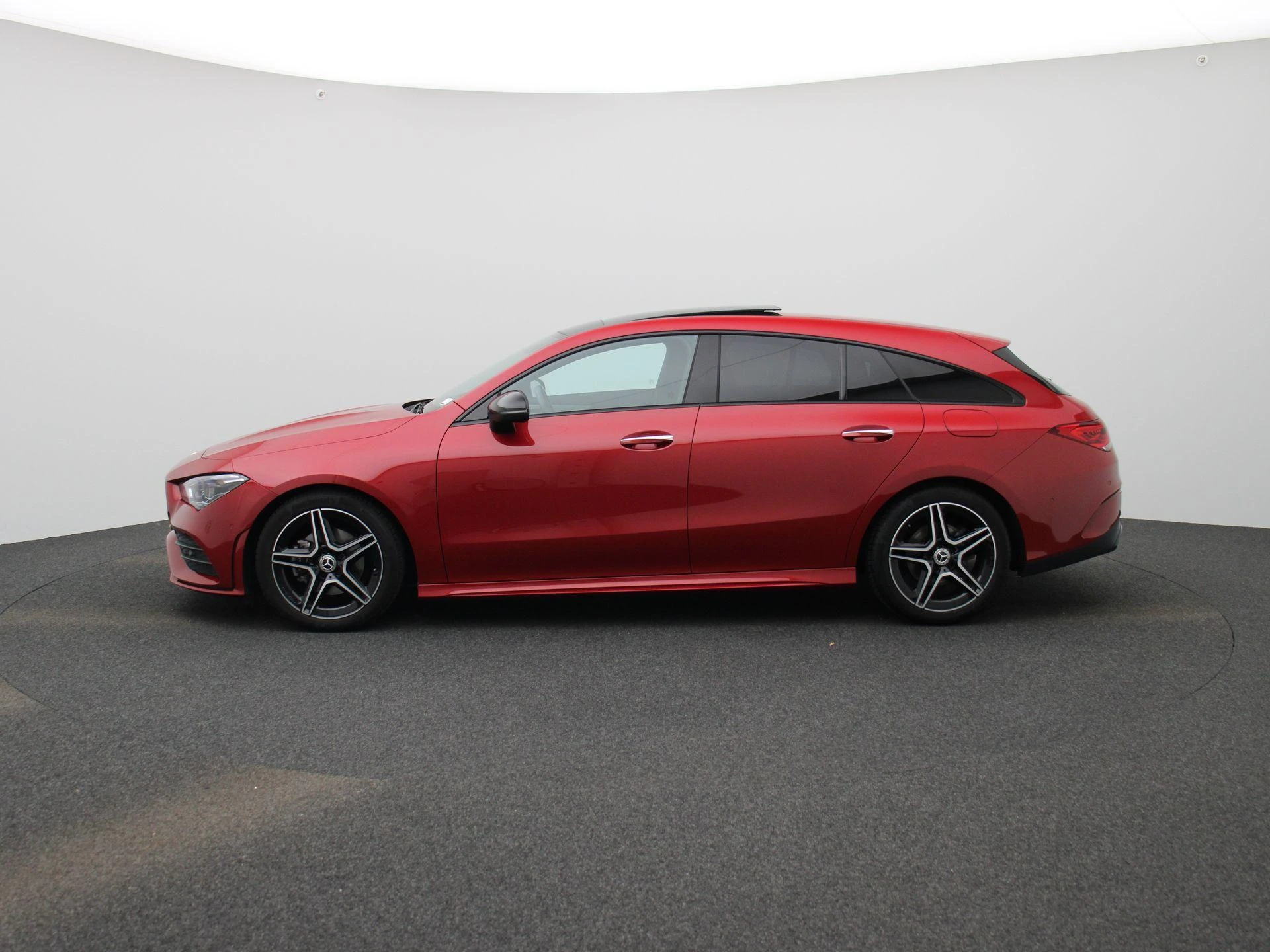 Mercedes-Benz-CLA-image-3
