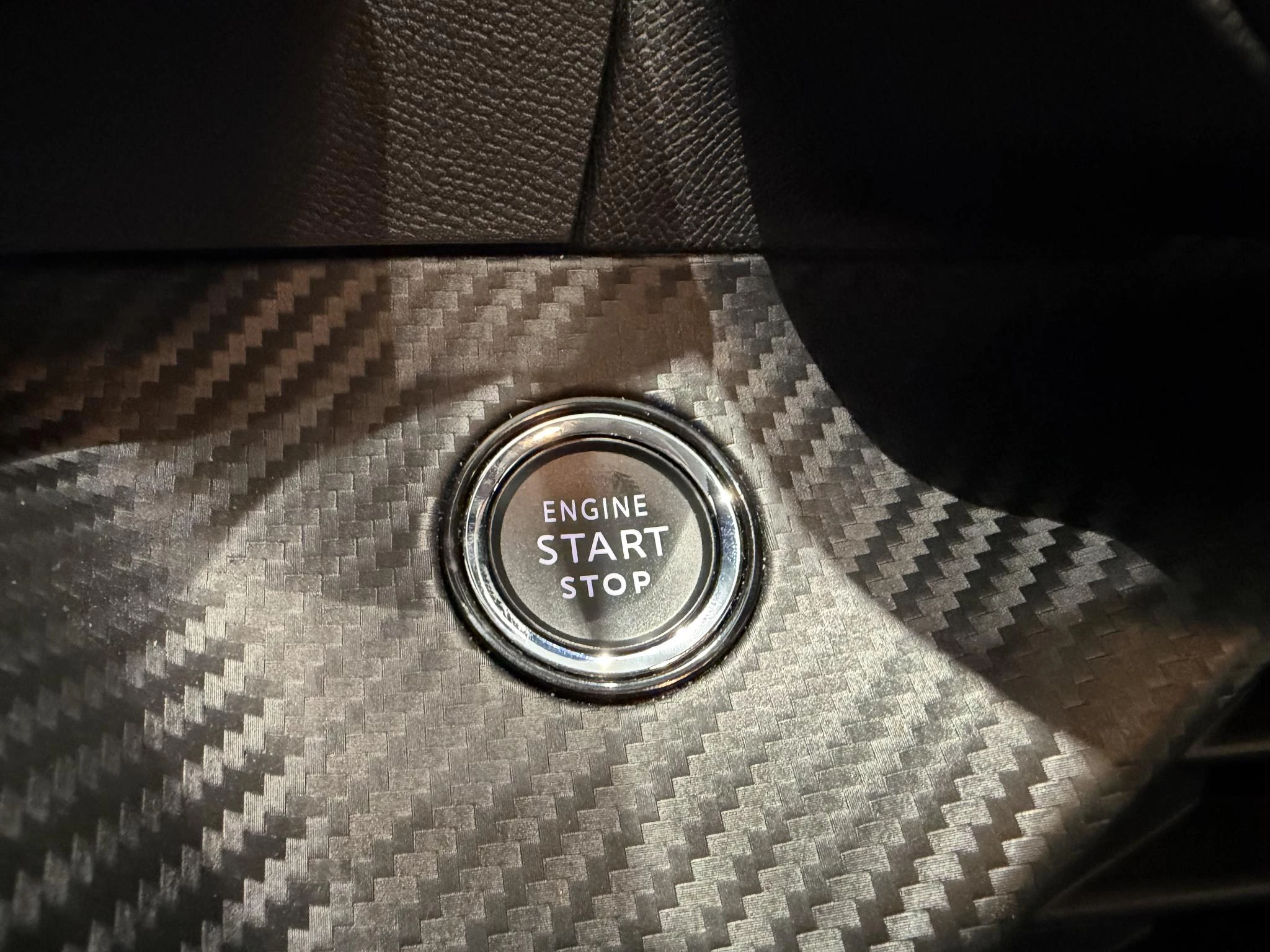 Peugeot-e-208-image-16