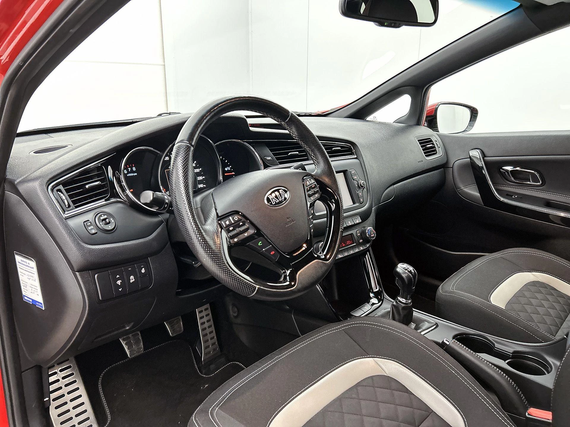 Kia-cee'd-image-18