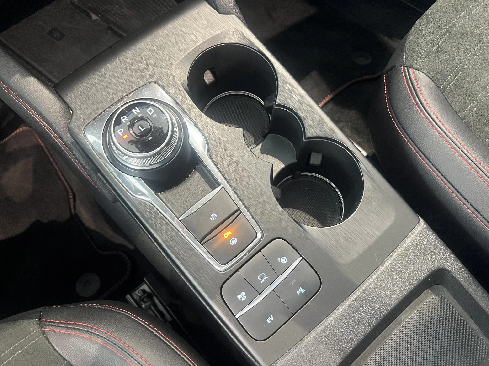 Ford Kuga 2.5 PHEV Graphite Tech Edition