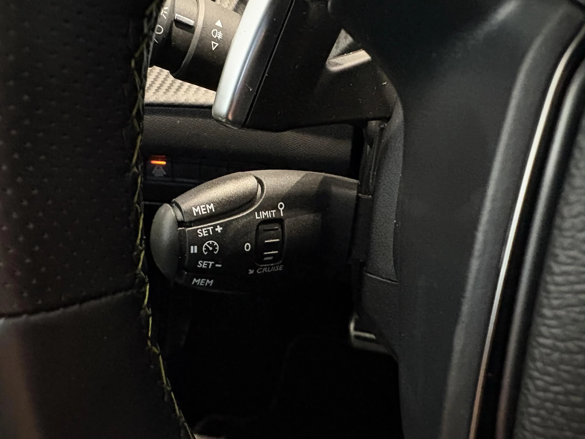 Peugeot-208-image-13