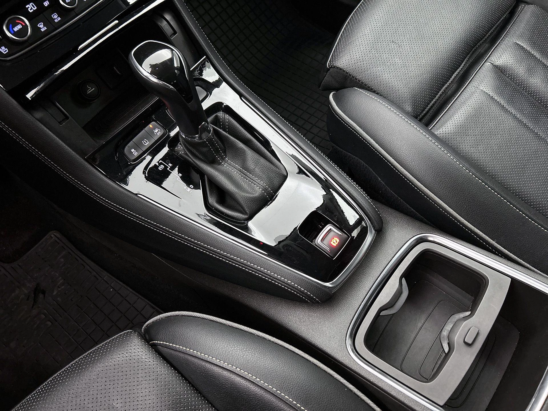 Opel-Grandland X-image-35