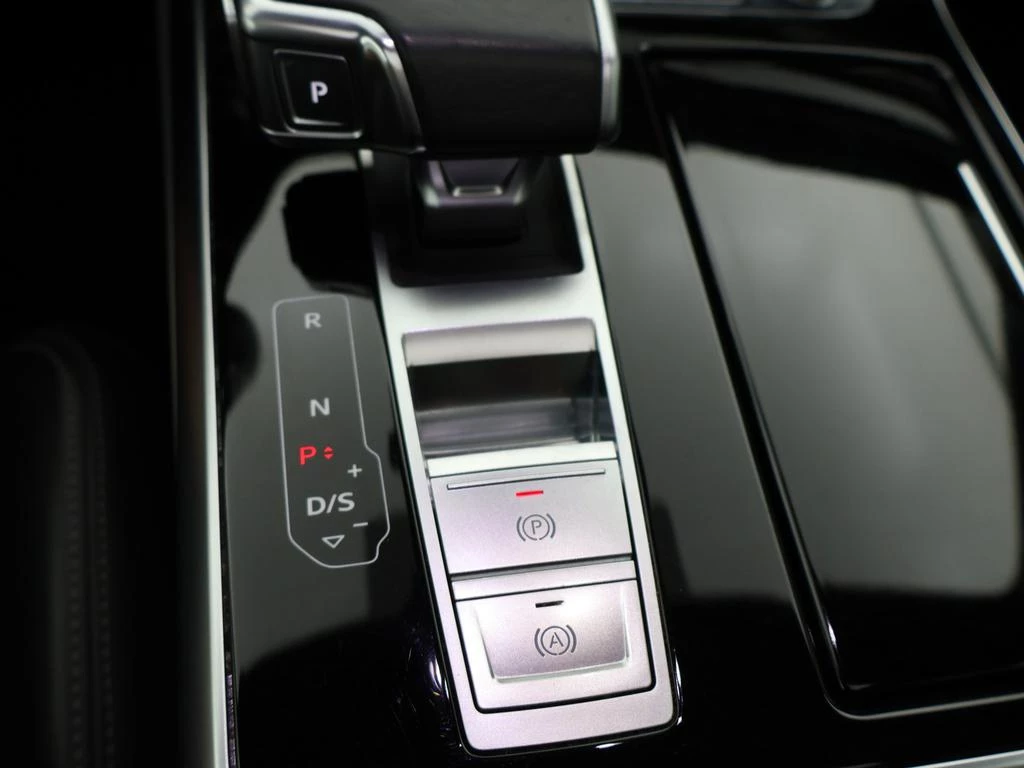 Audi Q7 PHEV 55 TFSie QUATTRO 3X S LINE 394PK *AUTOMAAT*PANODAK*TREKHAAK*LEDER*CAMERA*CRUISE*PDC*...*