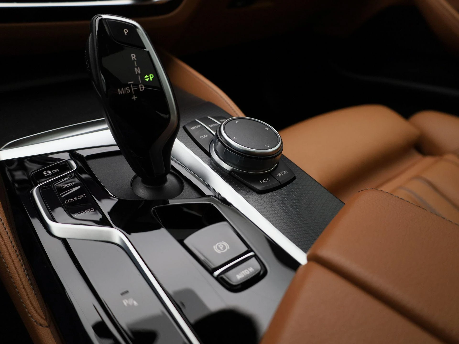 BMW-5 Serie-image-25