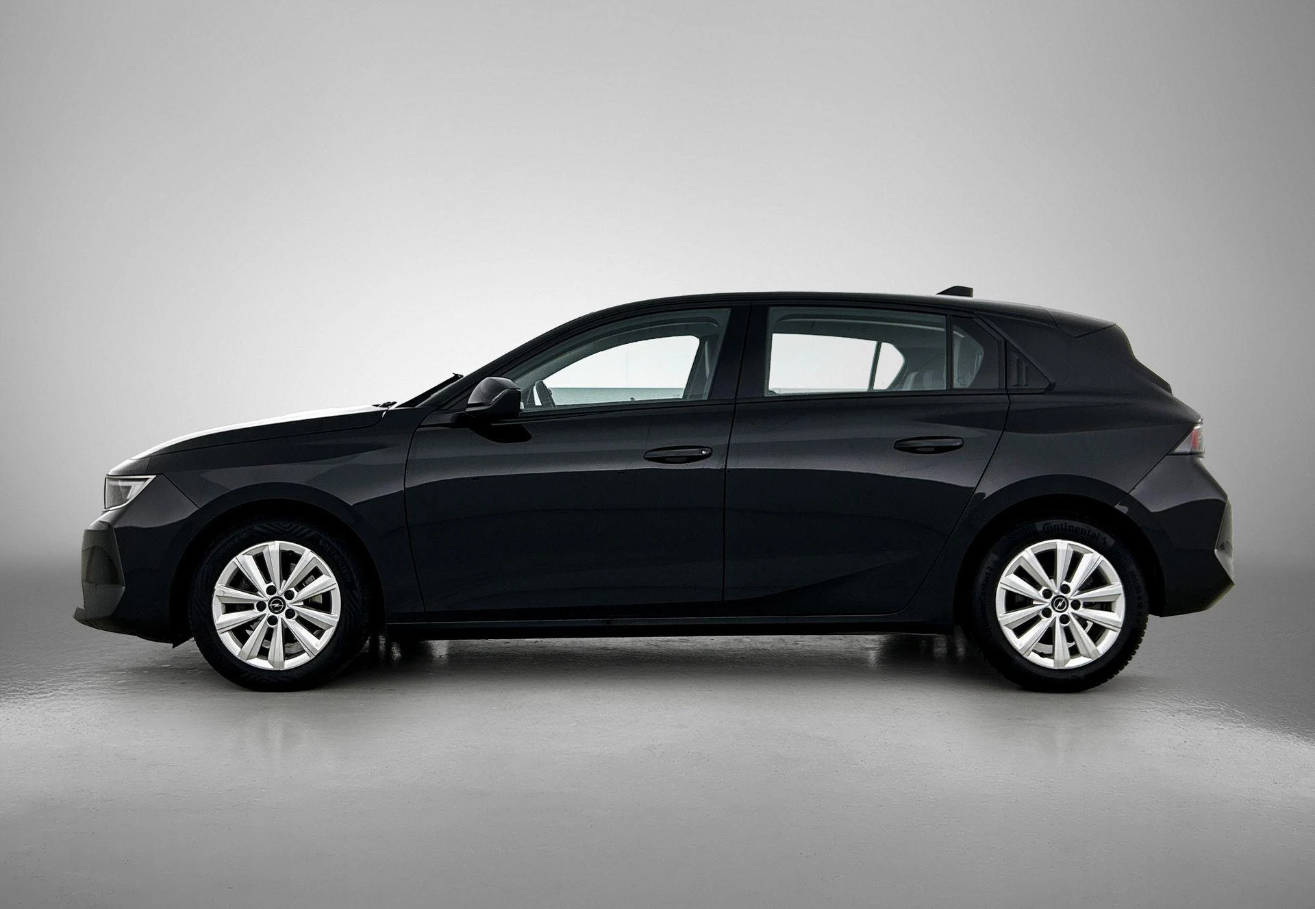 Opel-Astra-image-1