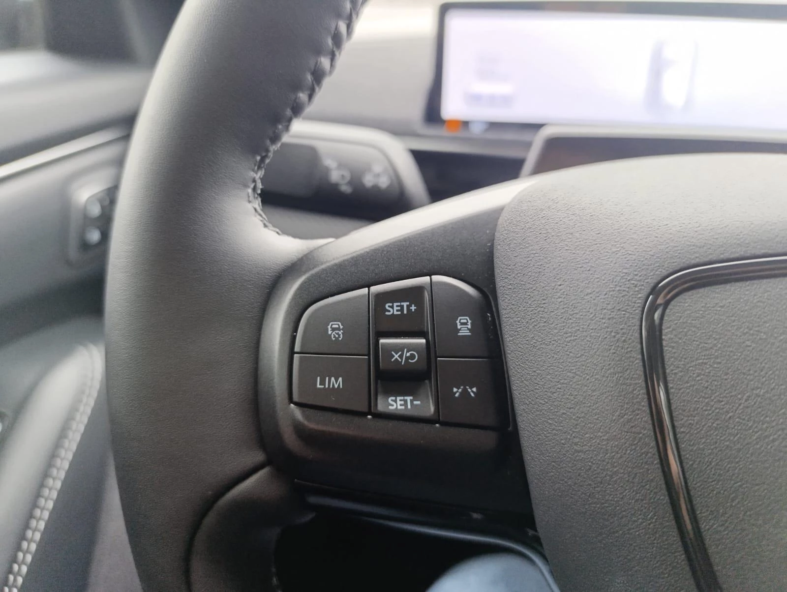 Ford-Mustang Mach-E-image-22