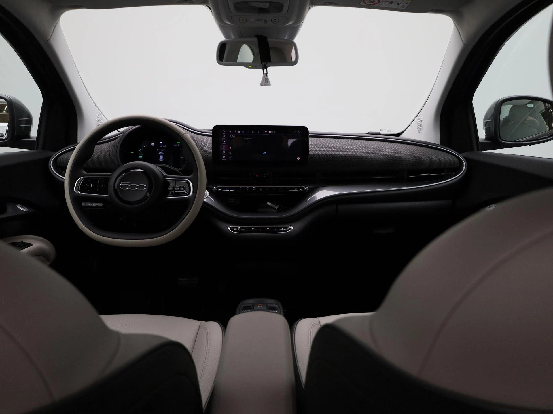 Fiat-500e-image-6
