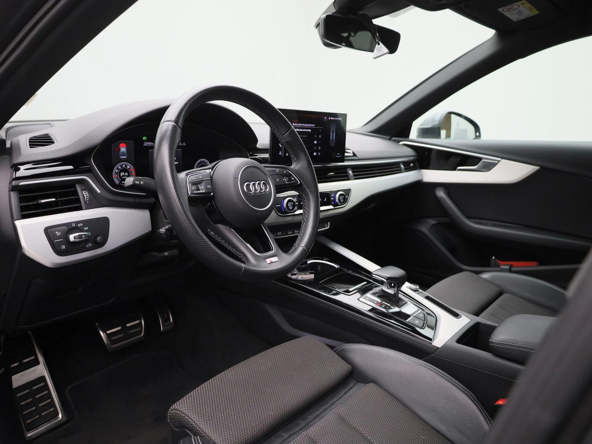 Audi-A4-image-33