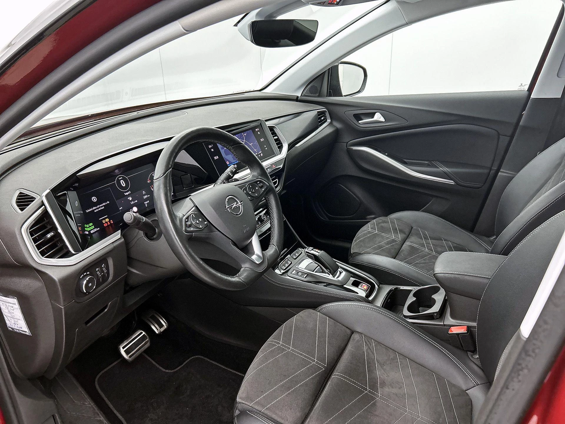 Opel-Grandland-image-23
