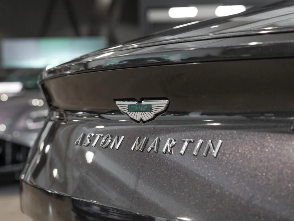 Aston Martin DB12 Coupe Aston Martin Hamburg
