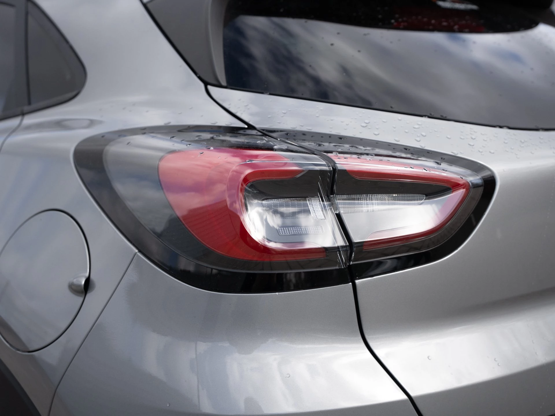 Ford Puma Titanium 1.0 EcoBoost Hybrid 92kW Sports Utility Vehicle. 5-türig MJ2026.25