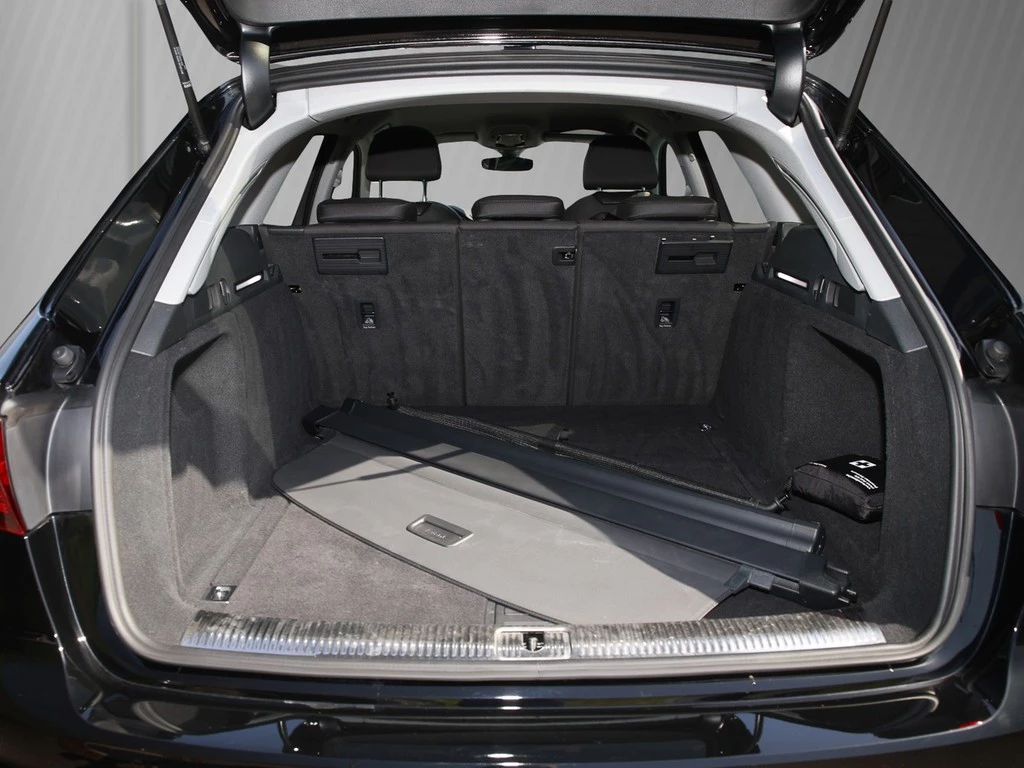 Audi A4 Avant 35 TFSI Navi PDC LED Business