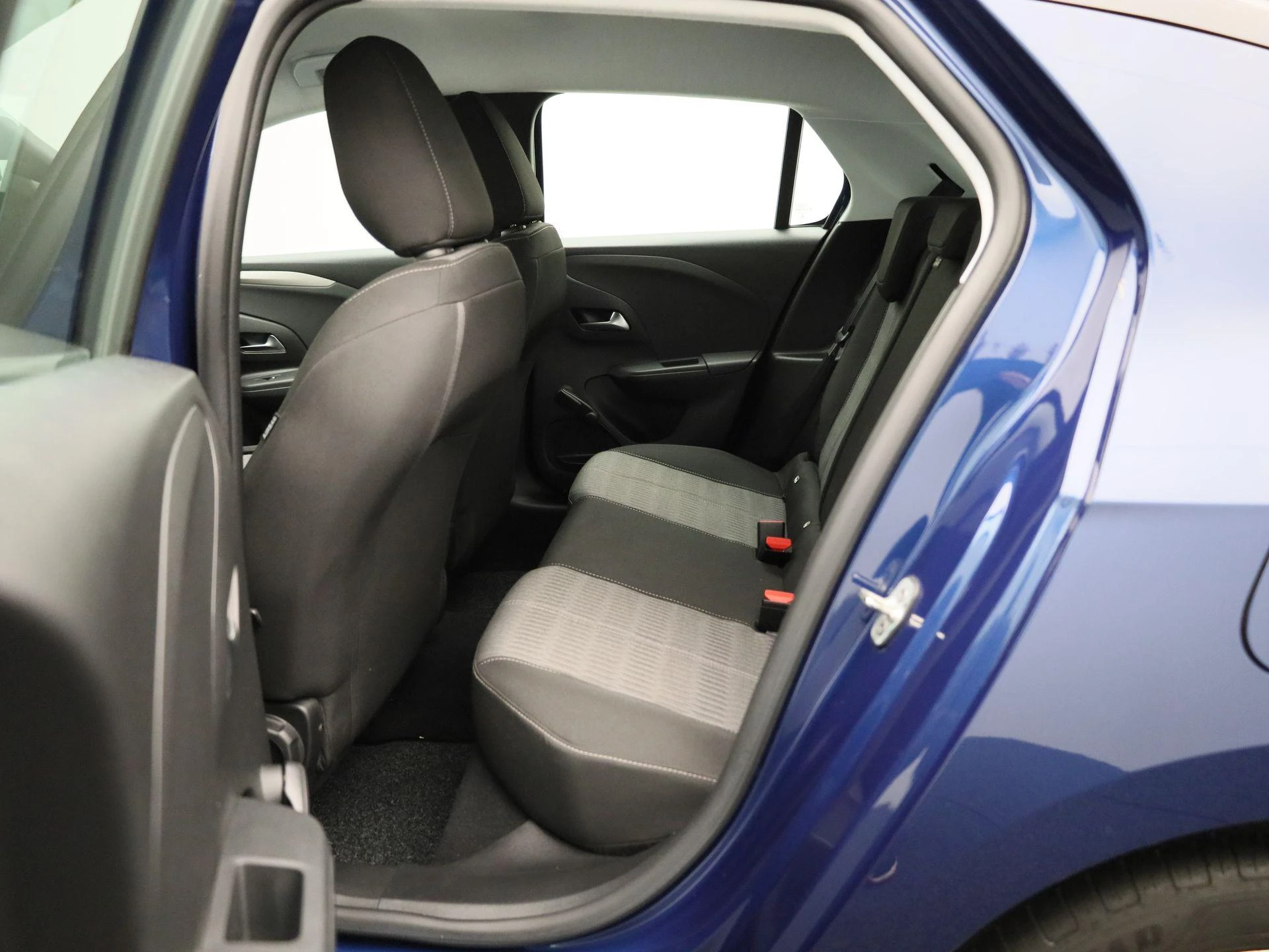 Opel-Corsa-image-9