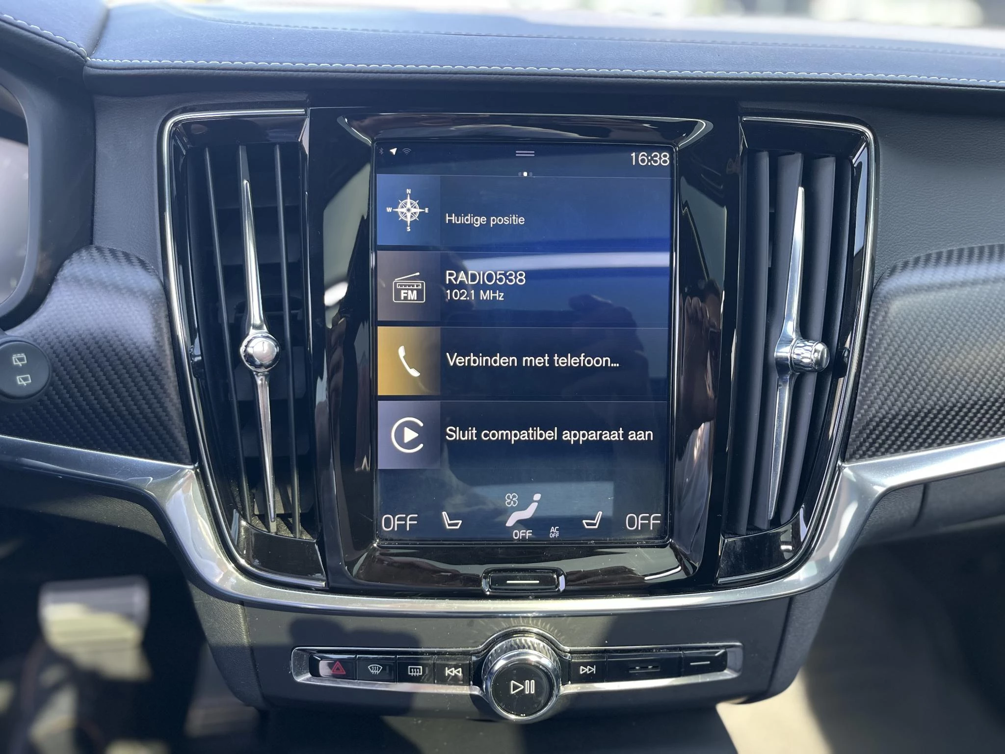 Volvo-V90-image-26