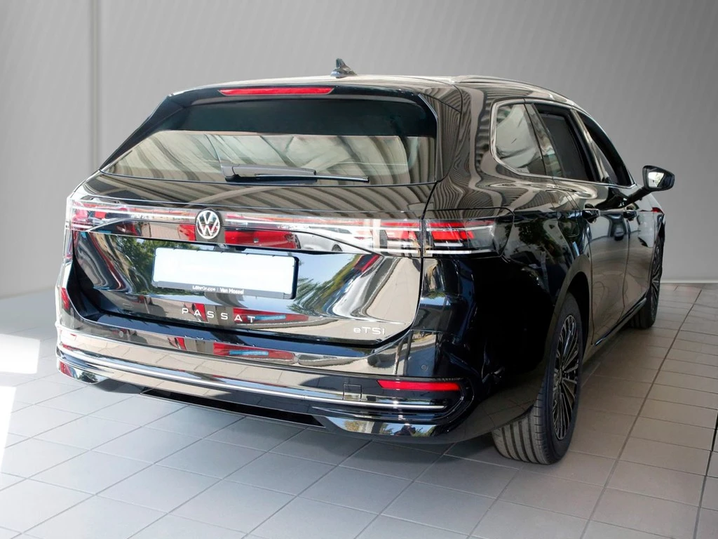 Volkswagen-Passat-image-3