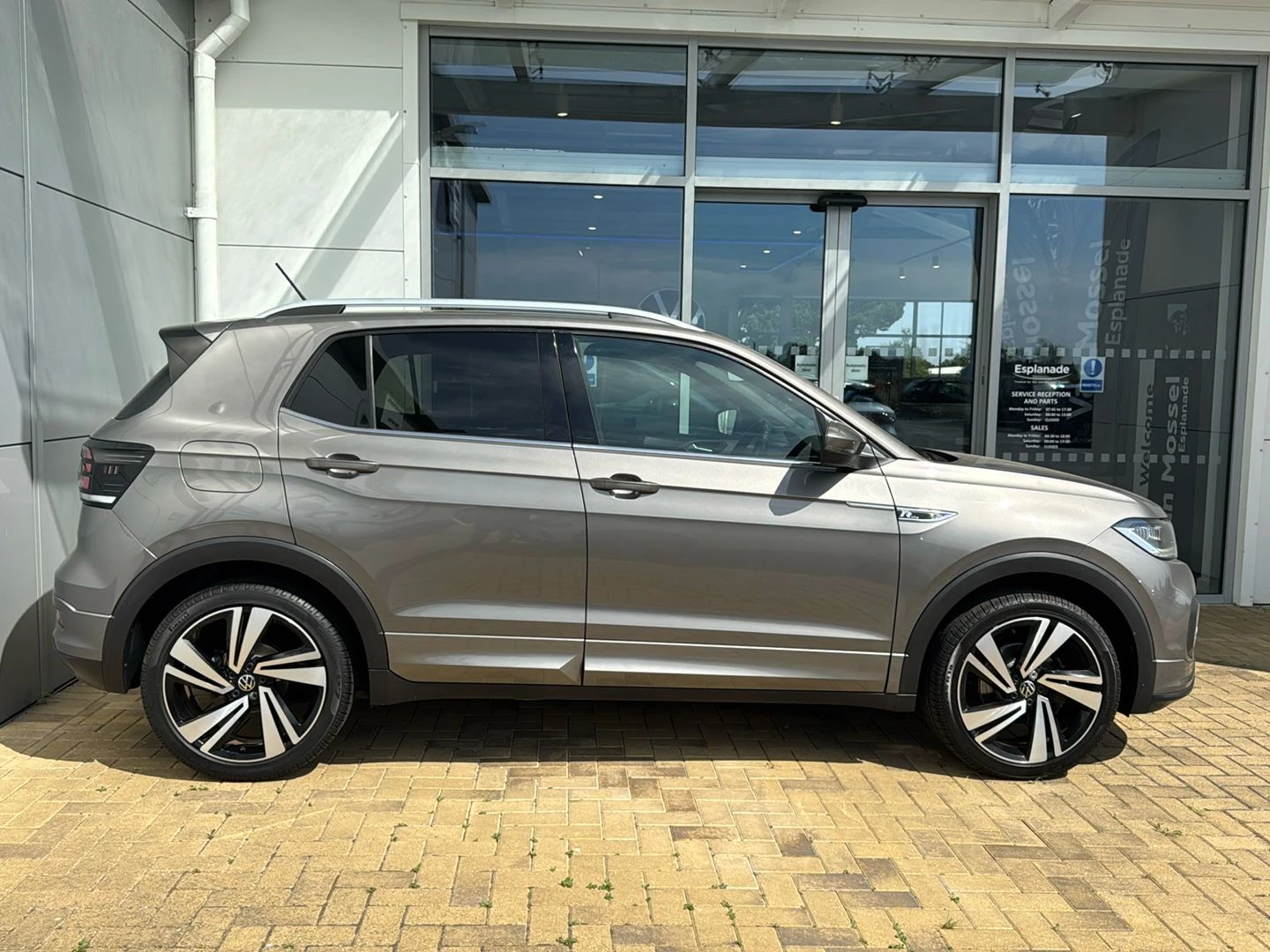 Volkswagen T-Cross 1.0 TSI 110 R-Line 5dr