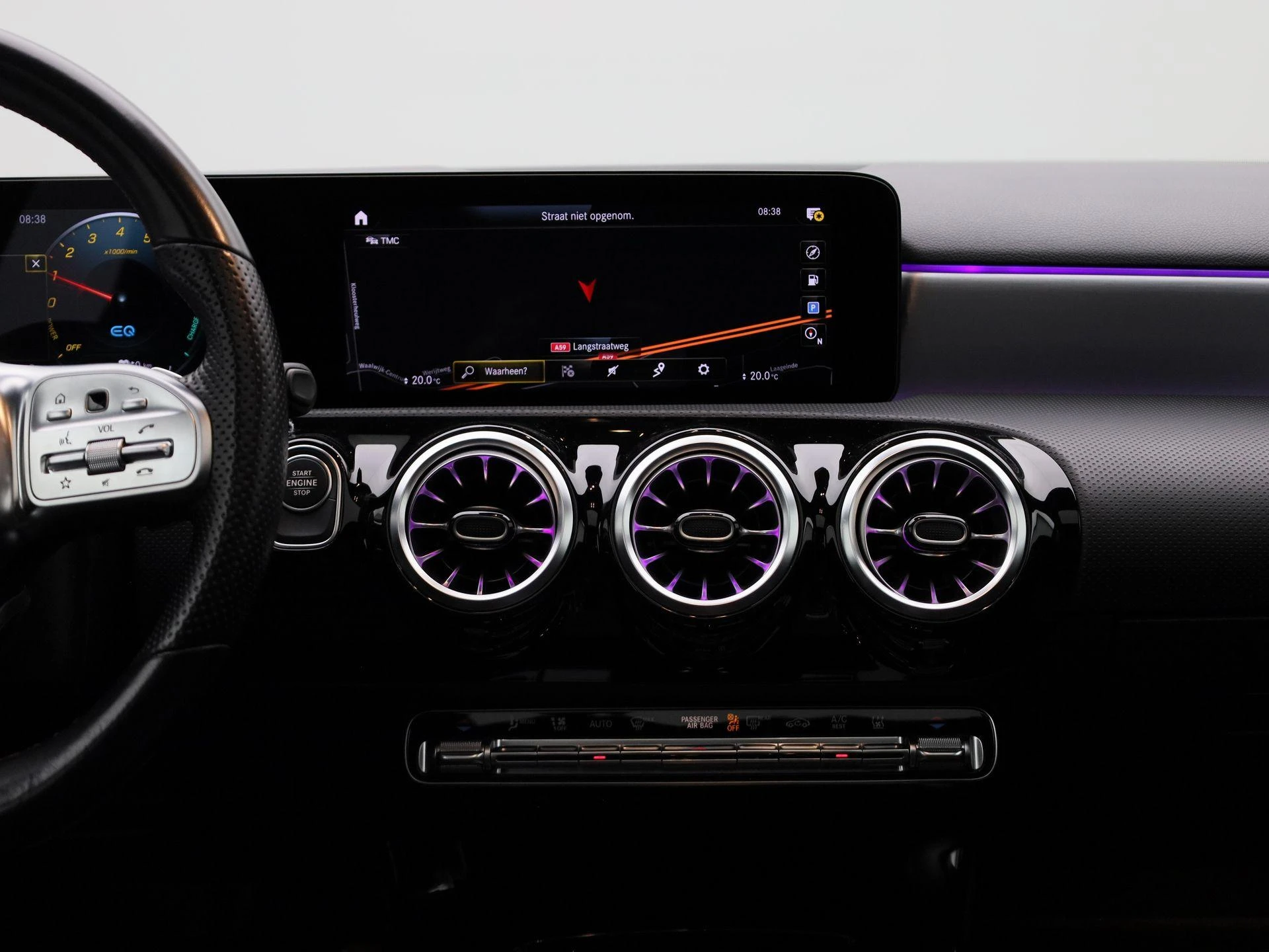 Mercedes-Benz-A-Klasse-image-8