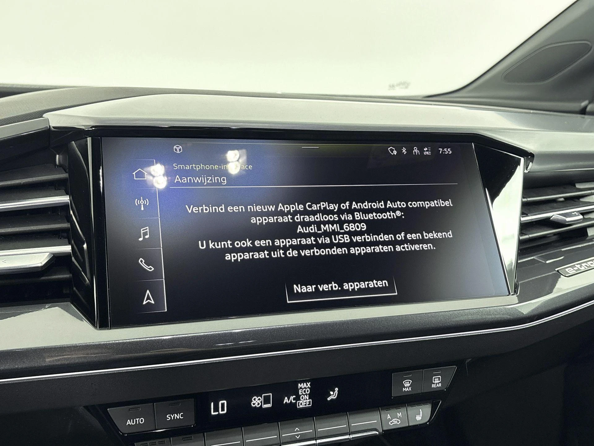 Audi-Q4 e-tron-image-12
