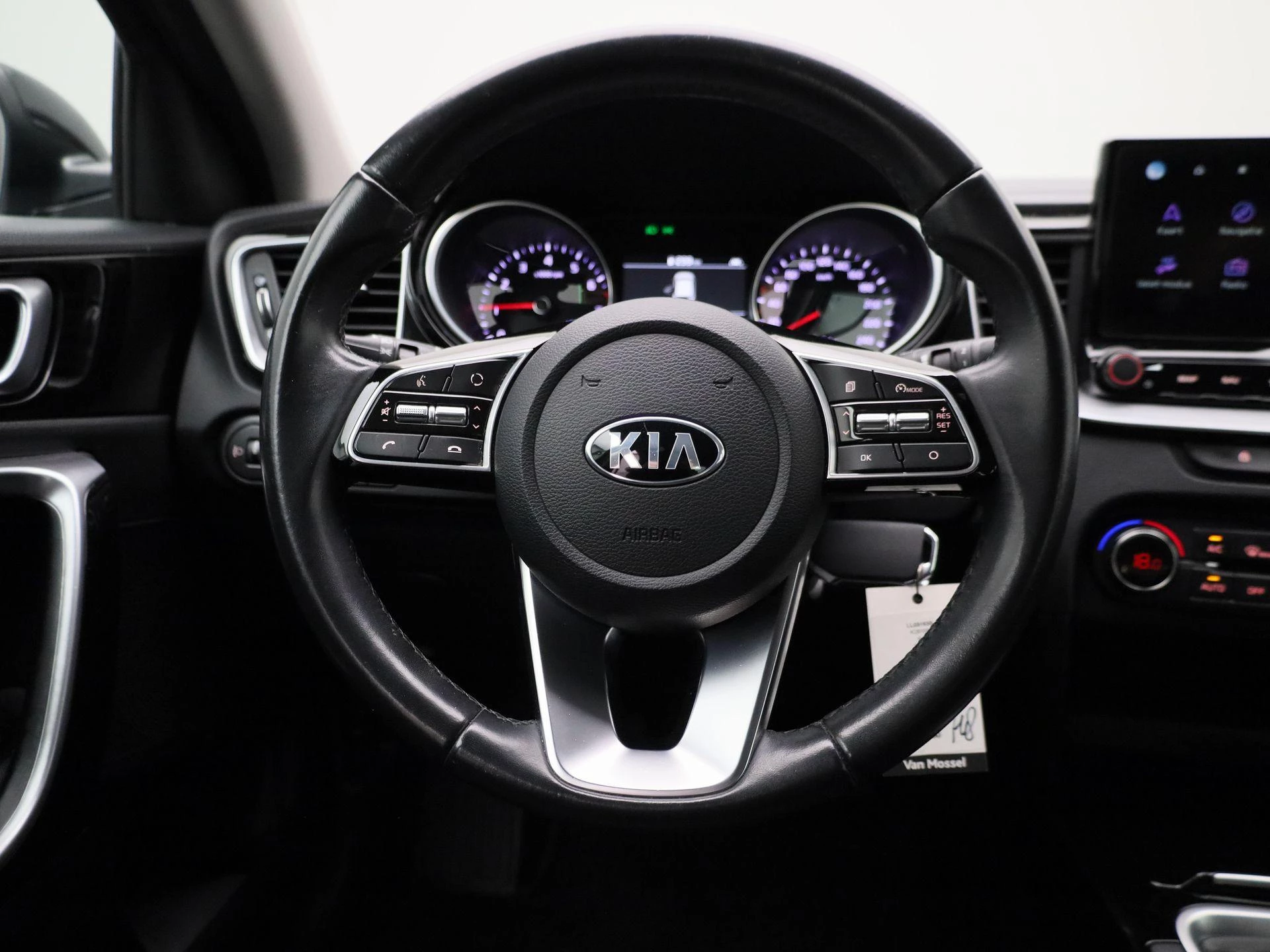 Kia-XCeed-image-20