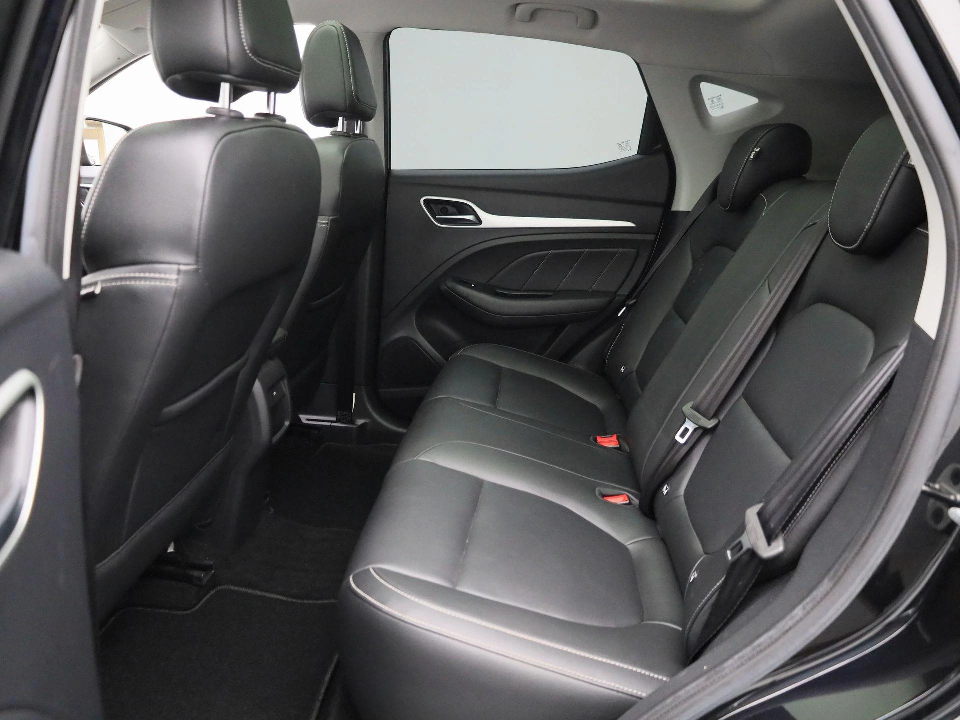 MG-ZS EV-image-12