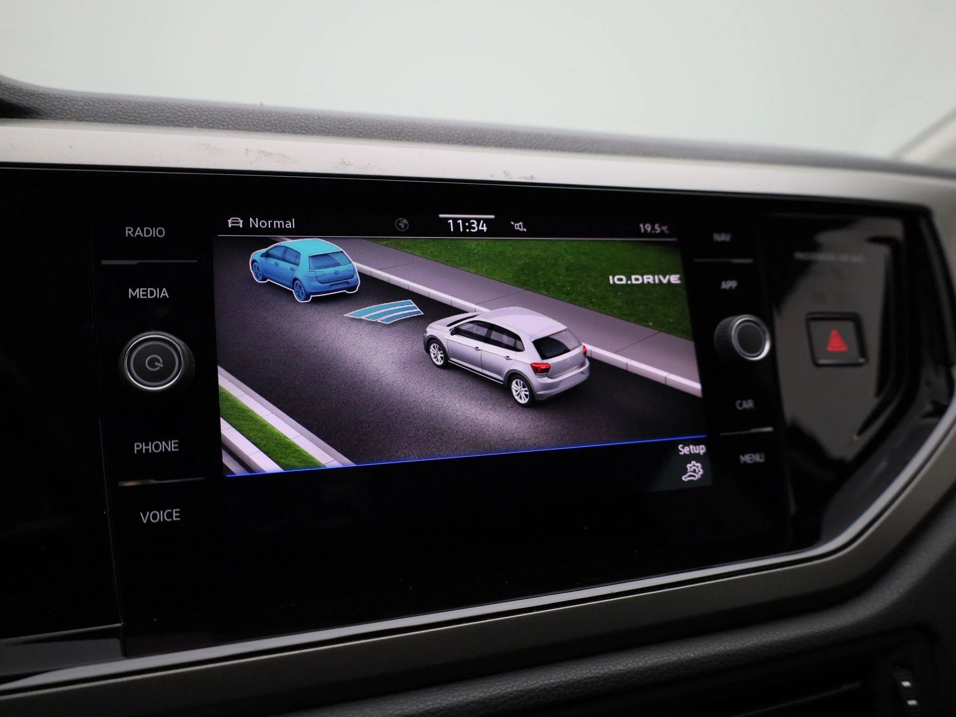 Volkswagen-Polo-image-26