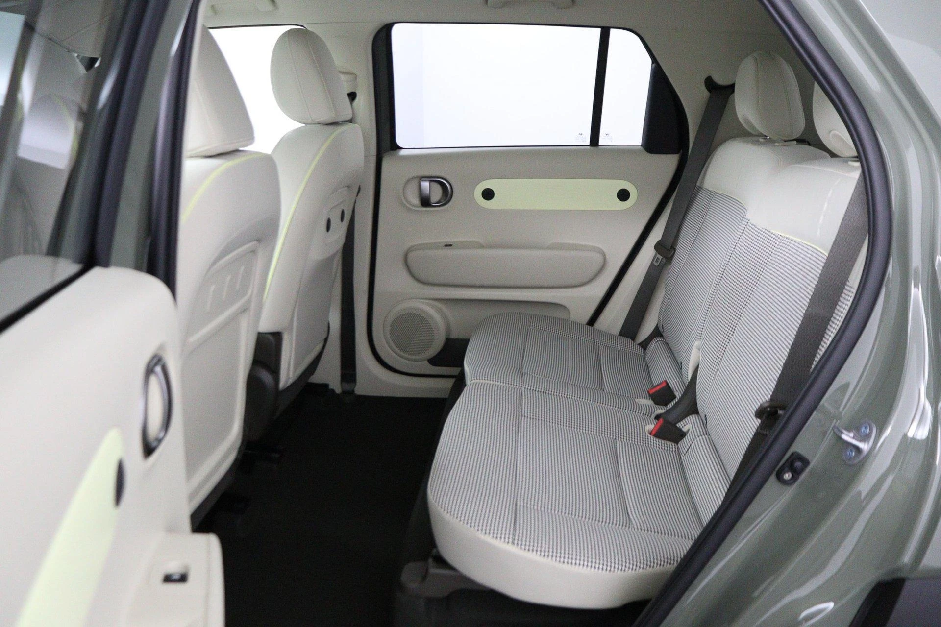 Hyundai-Inster-image-14