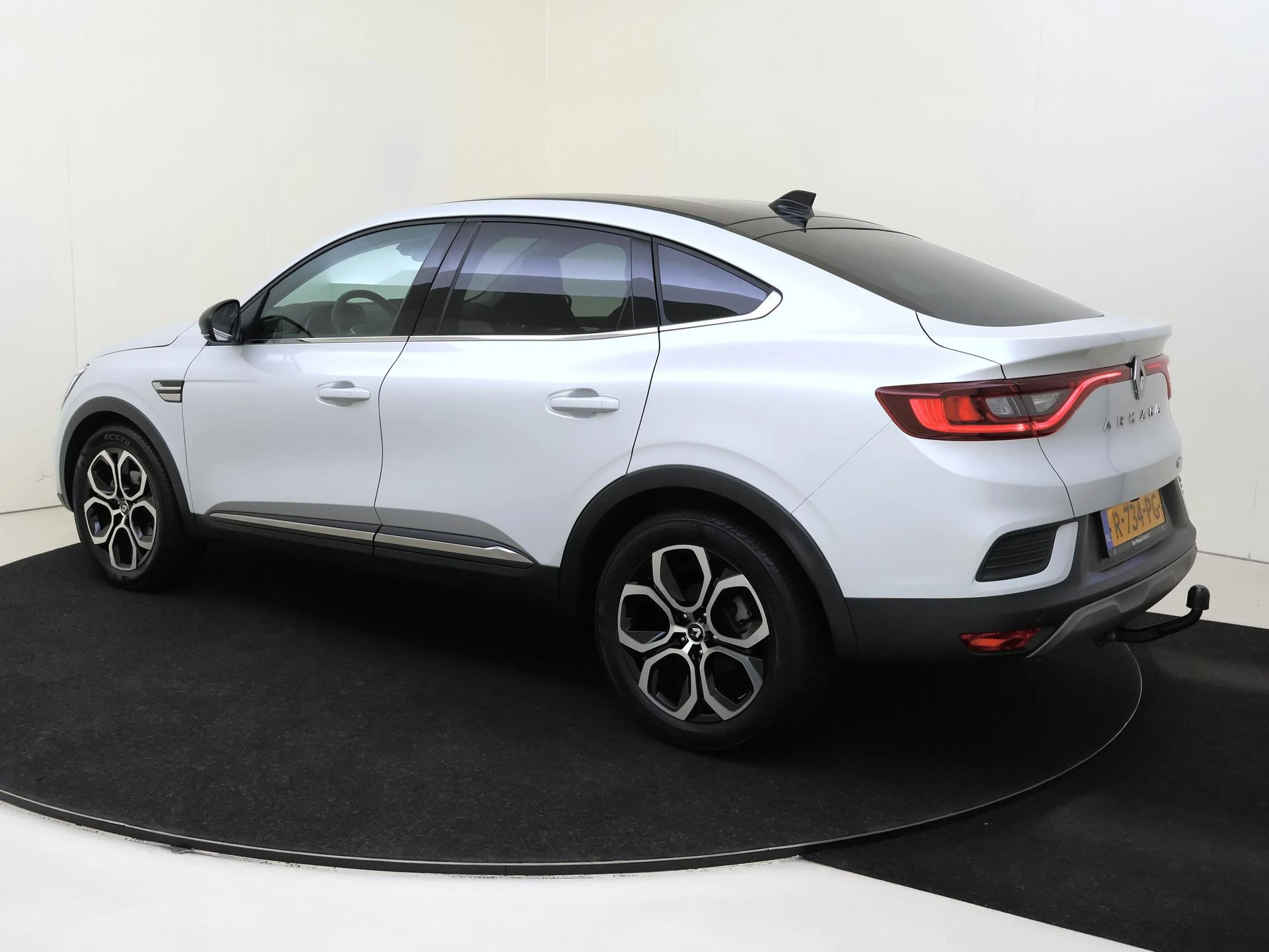 Renault-Arkana-image-2