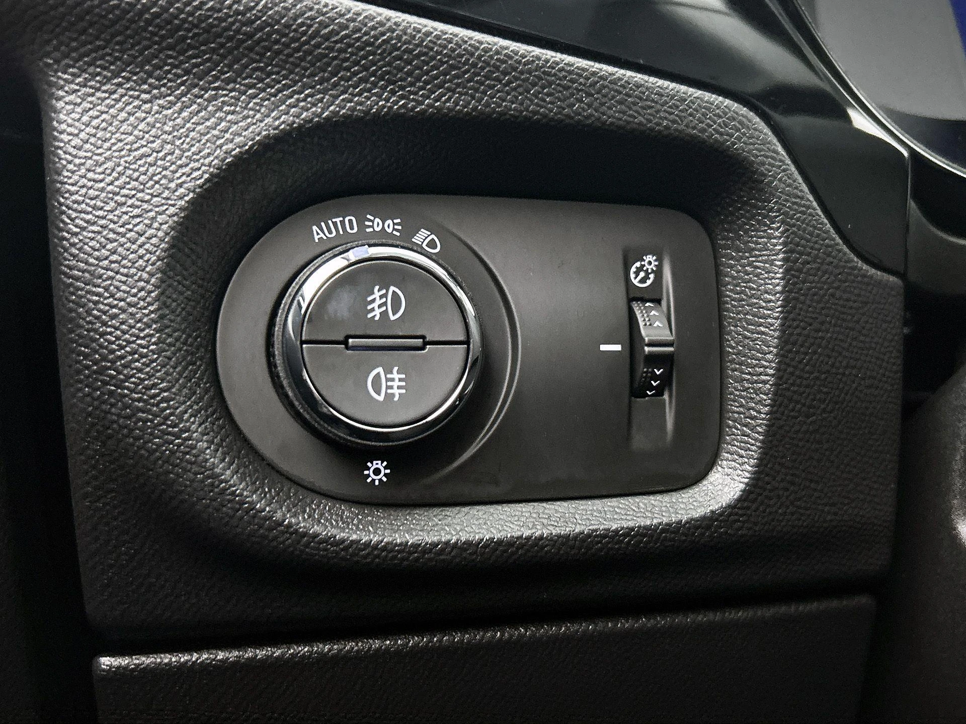 Opel-Corsa-e-image-23