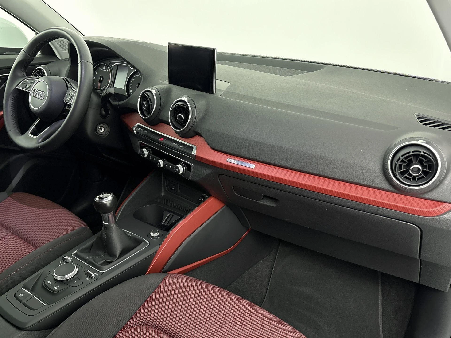 Audi-Q2-image-15