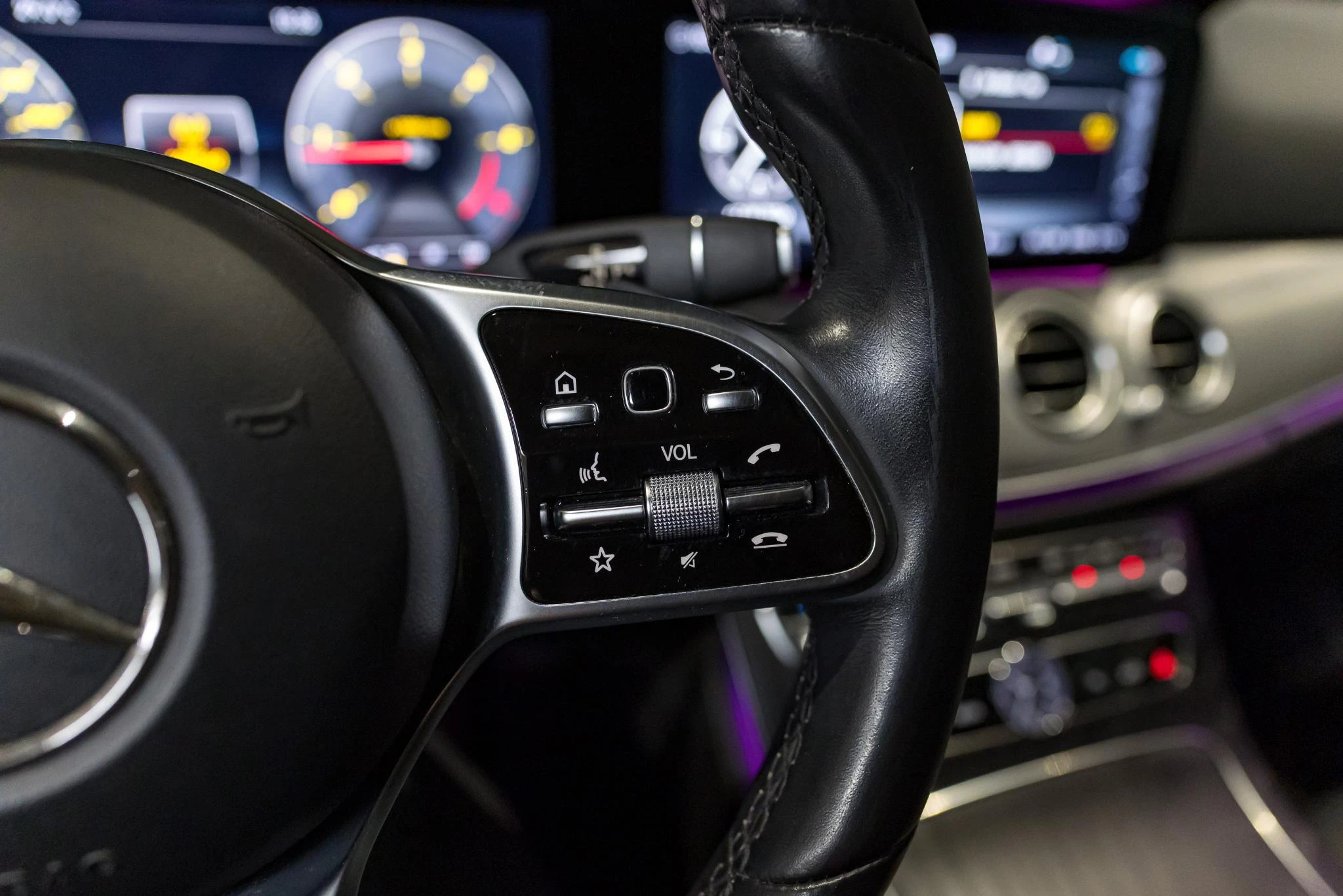 Mercedes-Benz-Classe E-image-24