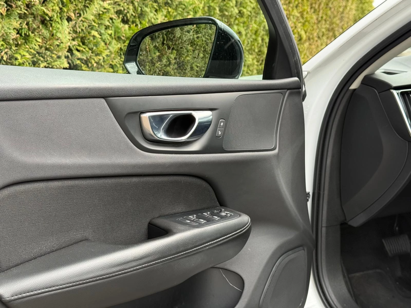 Volvo V60 B3 Momentum Advantage