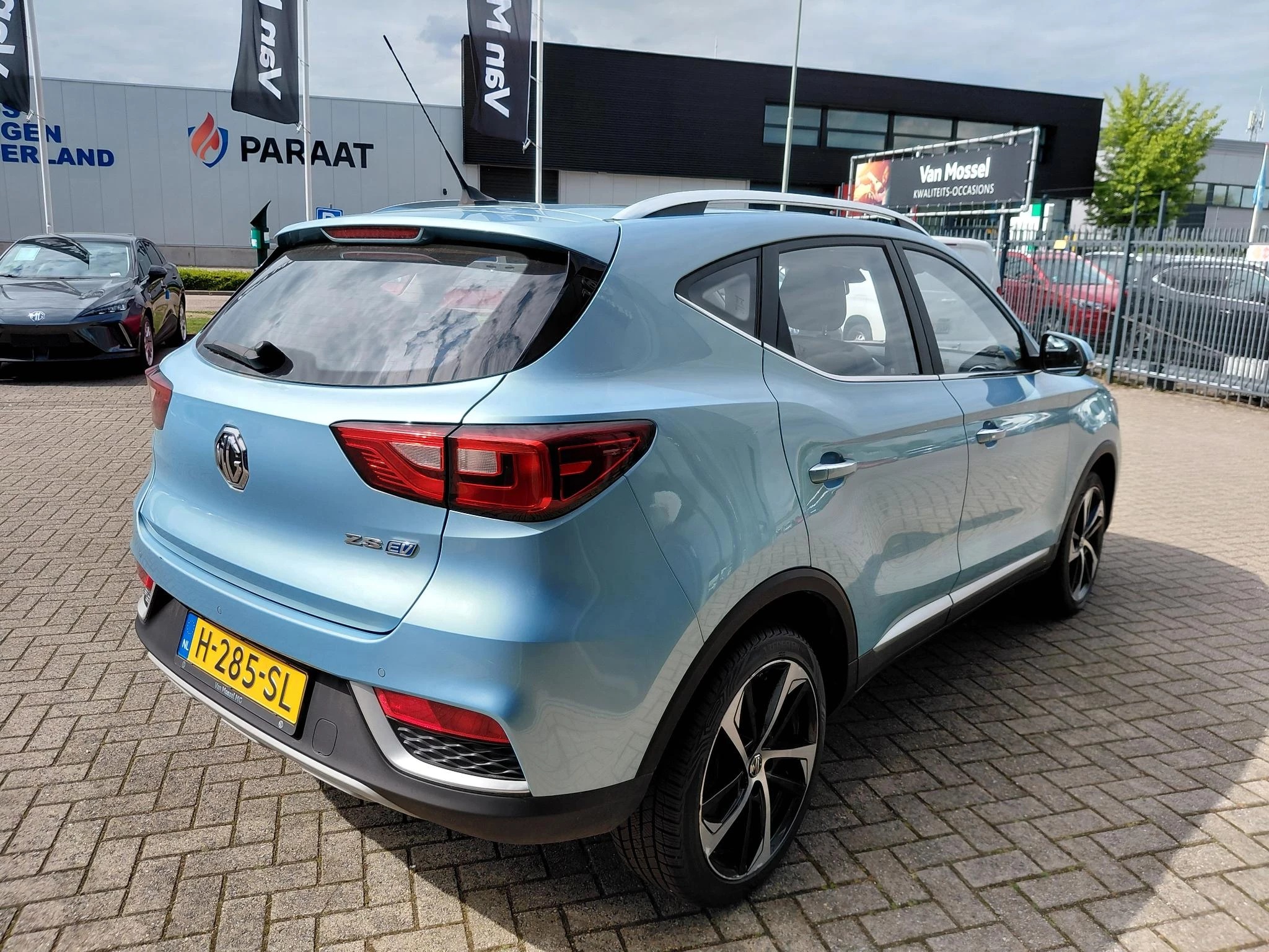 MG-ZS EV-image-5