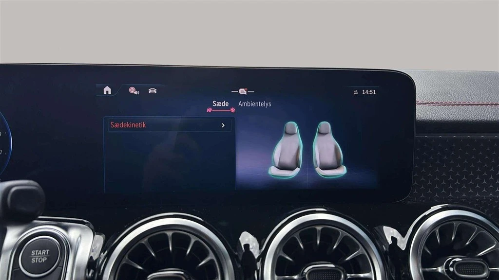 Mercedes-Benz-EQB-image-15